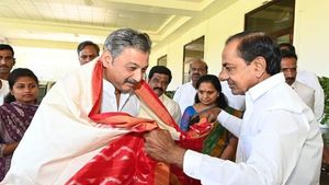 కేసీఆర్‌తో ఛత్రపతి శివాజీ వారసుడు భేటీ: బీఆర్ఎస్‌లో..!!