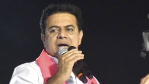 సీబీఐ, ఈడీ, ఐటీలతో దర్యాప్తు చేయించే దమ్ ఉందా?: కేటీఆర్ సవాల్