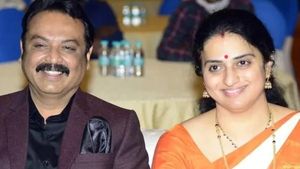 నరేష్- పవిత్ర లోకేష్ వ్యవహారంలో కీలక మలుపు: షాకింగ్ విషయాలు వెలుగులోకి- హైకోర్టులో..!!