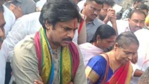 Pawan Kalyan : వారాహి లక్ష్యం ఇదే-క్లారిటీ ఇచ్చేసిన పవన్-దుర్గగుడిలో పూజలు-పొటెత్తిన ఫ్యాన్స్..