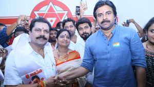 జనసేనలో చేరిన వైసీపీ కార్పోరేటర్ - పవన్ సమక్షంలో !
