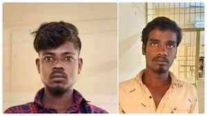 Lovers: రాత్రి ఫ్రెండ్స్ కు లోకేషన్ పంపించిన గర్ల్ ఫ్రెండ్ ను గ్యాంగ్ రేప్ చేపించిన ప్రియుడు, మ్యాటర్ ! 