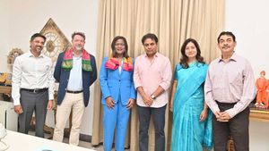హైదరాబాద్‌లో మరో దిగ్గజ సంస్థ గ్లోబల్ క్యాపబిలిటీ సెంటర్: 1800 మందికి ఉపాధి
