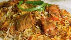 chicken kebab: కబాబ్ లో ఒక్క పీస్ తక్కువ వచ్చింది, హోటల్ ఓనర్ ను ఏం చేశారంటే ?, కలికాలం ! 
