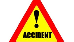 Crime News: జగిత్యాల జిల్లాలో ఘోర రోడ్డు ప్రమాదం.. ఒకరు మృతి.. మరో ఇద్దరి పరిస్థితి విషమం..