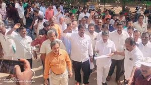 కర్నూలులో `ఏపీ జేఏసీ అమరావతి` మహాసభ: ఛైర్మన్‌, సెక్రెటరీ జనరల్‌ ఎన్నికలో కీలక పరిణామం..!!