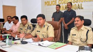వేధింపుల వాట్సప్ చాట్ : మెడికో ప్రీతి ఆత్మహత్యాయత్నం కేసులో కీలకవిషయాలు వెల్లడించిన సీపీ రంగనాథ్