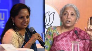 ఎన్డీఏ అంటే..: అర్థం చెప్పిన కవిత: నిర్మలా సీతారామన్‌పై సెటైర్లతో..!!