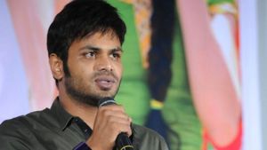 మంచు మనోజ్ సంచలన వ్యాఖ్యలు