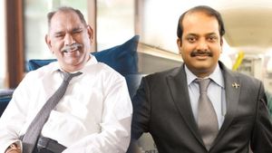 శ్రీ చైతన్య బీఎస్ రావు Vs లింగమనేని రమేష్