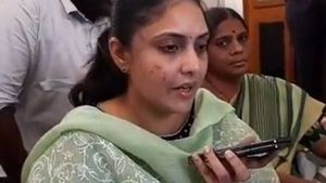 టీడీపీ నేత పట్టాభి భార్యకు వైసీపీ నుంచి అనూహ్య మద్దతు..ఫోన్ చేసి పరామర్శ- 