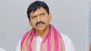 కొత్త పార్టీలో చేరికపై పొంగులేటి కీలక వ్యాఖ్యలు..!!