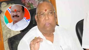 టీడీపీలోకి కన్నా ఎంట్రీ- రాయపాటి హెచ్చరిక: చంద్రబాబు ఫోన్..!!