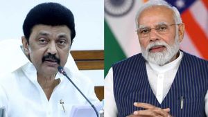 సమాధానాలివ్వకుండా ప్రసంగించడమెలా ? ప్రధాని నుంచి నేర్చుకుంది ఇదే- స్టాలిన్ సెటైర్లు..