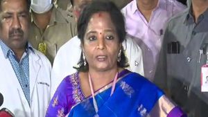 ప్రీతిని పరామర్శించిన గవర్నర్ తమిళిసై: సైఫ్ అరెస్ట్, వేధింపులపై ఆధారాలు లభ్యం