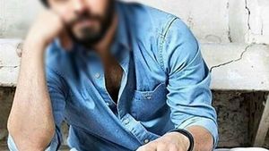 Girl: లవర్ అరాచకం, అందంగా ఉన్నావని నీకు అహంకారం, జీవితాంతం నీకు నీఅందం దూరం చేస్తా ! 