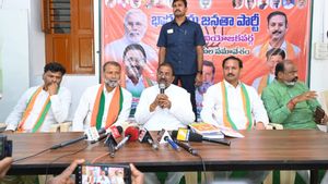 Somu Veerraju : త్వరలో వైసీపీ సర్కార్ పై ఛార్జిషీట్ -సోము వీర్రాజు ప్రకటన