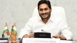 ముఖ్యమంత్రి జగన్ మరో కీలక హామీ అమలు..!!