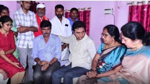 వన్ నేషన్.. వన్ దోస్త్: మోడీ-అదానీపై కేటీఆర్ సెటైర్లు, ప్రీతి కుటుంబానికి పరామర్శ