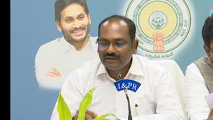 Margadarsi Chits : మార్గదర్శి అక్రమాలు తేలితే మూసేస్తాం-జగన్ సర్కార్ వార్నింగ్ 