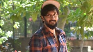 హీరోను రిమాండ్ కు పంపించిన కోర్టు, గతంలో కూడా సార్ కు చిప్పకూడు, జడ్జితో పెట్టుకుంటే ? 