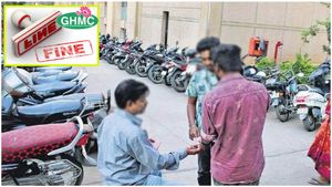 Hyderabad: పార్కింగ్ ఫీ వసూలు చేసినందుకు రూ.50 వేల జరిమానా..  షాపింగ్ మాల్స్ కు షాకిచ్చిన అధికారులు..