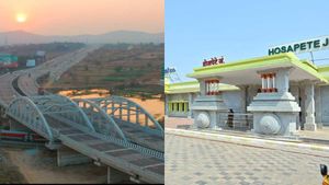 అసెంబ్లీ ఎన్నికల వేళ..కర్ణాటకకు రూ.16 వేల కోట్ల ప్రాజెక్టులు