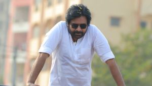 మైండ్ గేమ్ కు లొంగేది లేదు - పొత్తులపై పవన్ కల్యాణ్ క్లారిటీ..!!