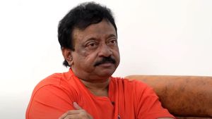 రామ్ గోపాల్ వర్మ క్వాలిఫికేషన్ ఇదీ..!!