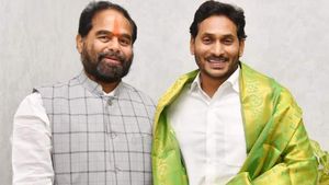 కేబినెట్‌లోకి స్పీకర్ తమ్మినేని సీతారాం: జగన్‌తో భేటీ