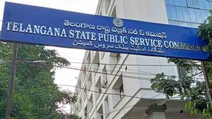 TSPSC Paper leak: 144 సెక్షన్ విధింపు- రేపు యూనివర్శిటీల బంద్..!! 
