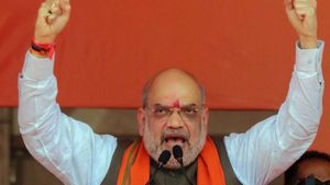 Amit Shah: చేవెళ్లలో అమిత్ షా పర్యటన.. హైదరాబాద్ శివారు ప్రాంతాల్లో ట్రాఫిక్ ఆంక్షాలు..