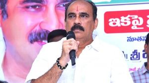 టీడీపీలో ఆ ఇద్దరు మినహా అందరూ సిద్దంగా ఉన్నారు - బాలినేని..!!