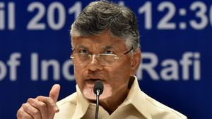 YCP MLAలు టచ్ లో ఉన్నారు: చంద్రబాబు