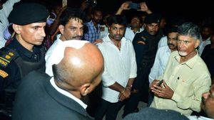 చంద్రబాబుపై రాళ్లేయించింది వాళ్లిద్దరే?