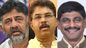 మంత్రికి మైండ్ బ్లాక్ అయ్యే షాక్ ఇచ్చిన ట్రబుల్ షూటర్, తమ్ముడితో అన్నయ్య అసలు కథ ! 