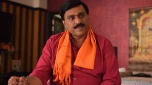మా లెక్కలు మావే. ఏ పార్టీకి అయినా సరే మద్దతు ఇస్తాము, రూట్ మార్చిన గాలి జనార్దన్ రెడ్డి ! 