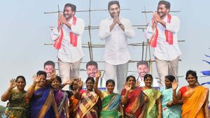 జగన్ కు ప్రజా మద్దతు ఏ స్థాయిలో - మెగా పీపుల్స్ సర్వేలో తేలిదేంటి..!?