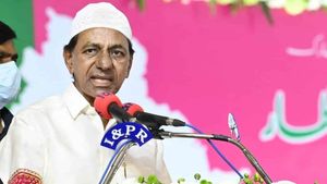 ఎల్బీ స్టేడియంలో కేసీఆర్ ‘ఇఫ్తార్ విందు’: ట్రాఫిక్ ఆంక్షలు, మళ్లింపులు ఇలా