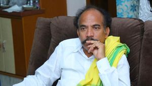 మంత్రి ఏ కలుగులో దాక్కున్నారో?