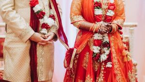 ఐఏఎస్ అధికారి మీద వరకట్నం వేధింపుల కేసు నమోదు, ఏడాది ముందు పెళ్లి, సార్ ? 