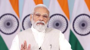 రామగుండంలో 91 ఎఫ్ఎం ప్రారంభించిన మోడీ: తెలుగు రాష్ట్రాల్లో ‘మన్ కీ బాత్’ ఇక్కడే