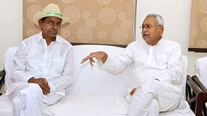 ఏకతాటిపైకి విపక్షాలు: త్వరలో కేసీఆర్‌తో భేటీ కానున్న నితీష్ కుమార్