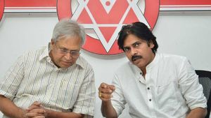 పవన్ తో కలుద్దామనుకున్నా, కానీ - ఉండవల్లి సంచలనం..!!