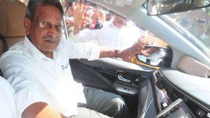 YS Viveka case: భాస్కర రెడ్డి పాత్ర కీలకం - సీబీఐ, నెక్ట్స్ టార్గెట్..!?