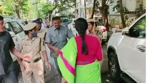 వైఎస్ షర్మిల అరెస్ట్: హైదరాబాద్‌లో ఉద్రిక్తత