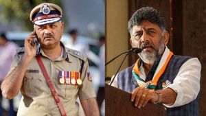 డీకే శివకుమార్ మీద పగతోనే ఇంత చేశారు. సిద్దరామయ్య వర్గం లీడర్ షాకింగ్ కామెంట్స్! 