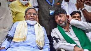 ముచ్చటగా మూడు కారణాలతో సీఎం రేసు నుంచి తప్పుకున్నా, డీకే శివకుమార్ మాటతో ! 