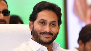 జగన్ ప్రభుత్వానికి కేంద్రం గుడ్ న్యూస్ - నాడు చంద్రబాబుకు నో, నేడు..!!