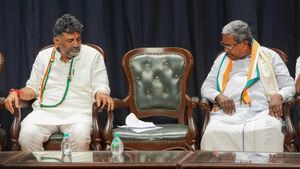 కర్ణాటక సీఎం పేరు ప్రకటించనున్న హైకమాండ్, ఈరోజు ఫైనల్స్ అంటున్న లీడర్స్ ! 